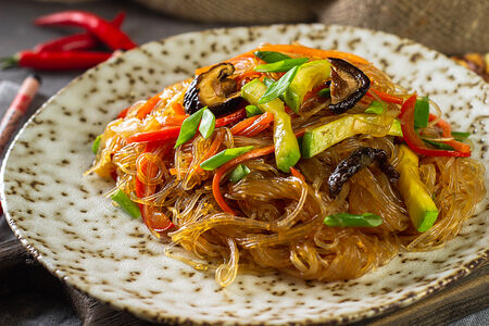 Фунчоза с овощами в соусе Терияки