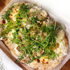 Пицца Горгонзола и Белый гриб