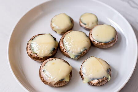 Шампиньоны запечённые