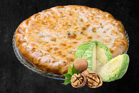 Пирог с капустой и грецким орехом