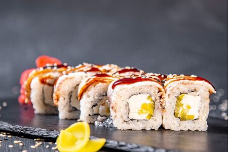 Унаги урамаки