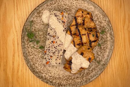 Филе индейки с ореховым соусом