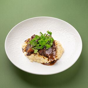 Говяжьи щечки с ризотто