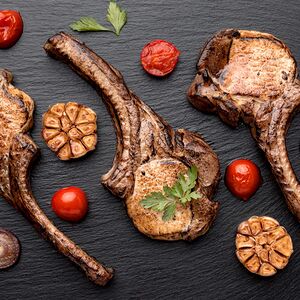 Говяжья корейка на мангале