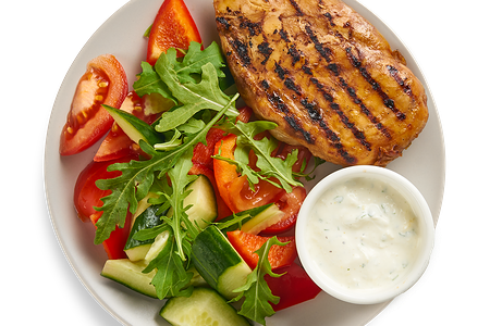 Куриное филе со свежими овощами