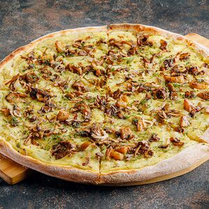 Пицца с грибами