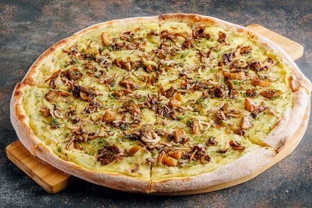 Пицца с грибами