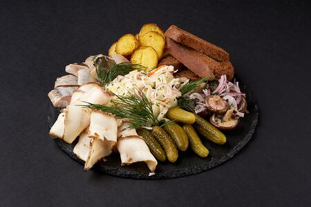 Русская закуска