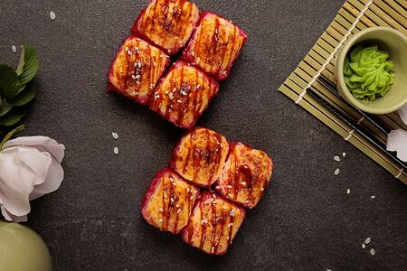 Запеченный сырный ролл с крабом