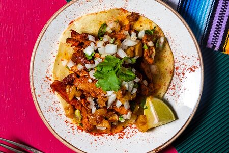 Тако Аль пастор со свининой