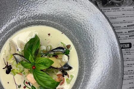 Рыбное ассорти в сливочном соусе