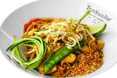 Пад Тай с курицей