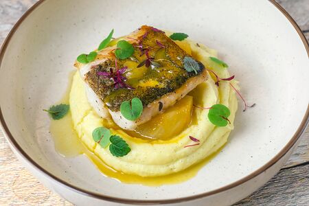 Черная треска с фенхелем и ванильным пюре