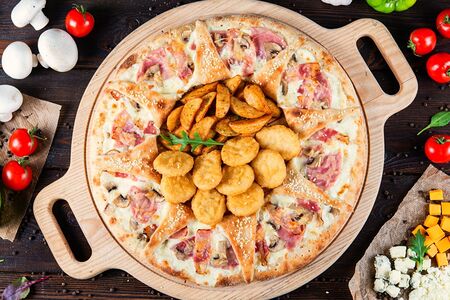 Пицца-корона Карбонара