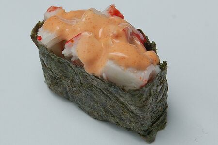 Суши острые с крабом