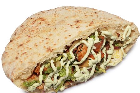 Пита с курицей и овощами