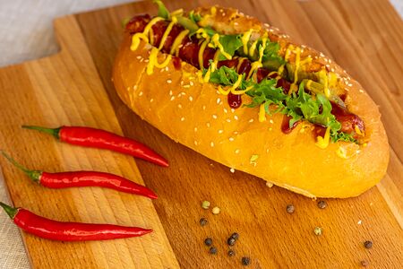 Хот-дог острый