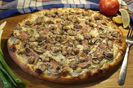 Пицца Грибная