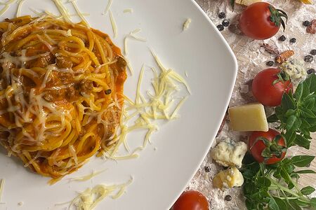 Спагетти Болоньезе