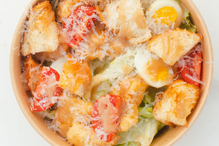 Цезарь с курицей