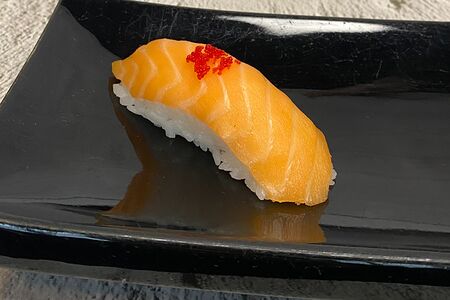 Суши Лосось