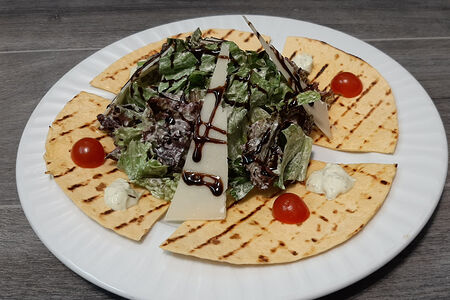 Салат Индейка гриль