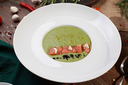 Крем-суп из шпината с семгой