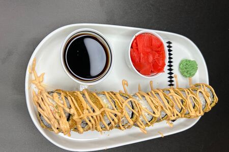 Япоша с лососем 