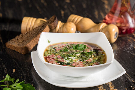 Окрошка с сервелатом