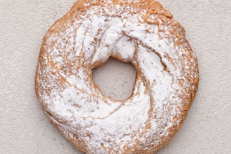 Кольцо заварное с творожным кремом