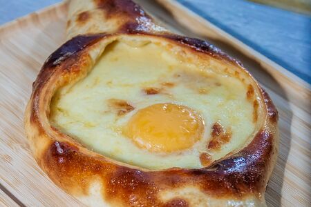 Хачапури по-аджарски