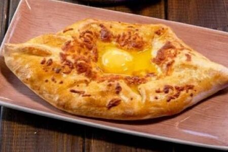 Хачапури по-аджарски