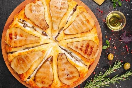 Четырёхэтажная пицца пицца Груша