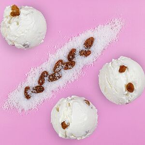 Мороженое РайзенКрим с ромовым изюмом