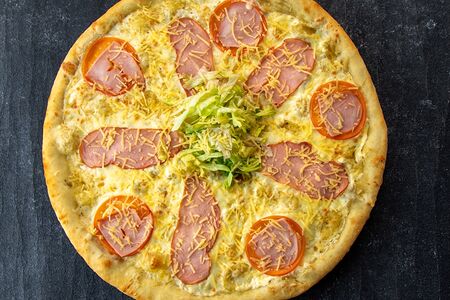 Пицца Цезарина с курицей