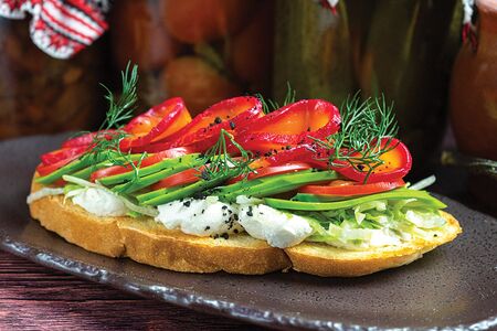 Бутерброд с лососем