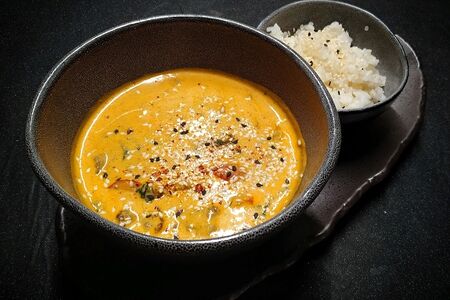 Карри Тао с морепродуктами