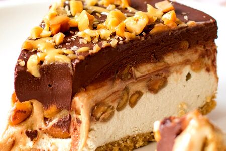 Чизкейк Батончик Сникерс