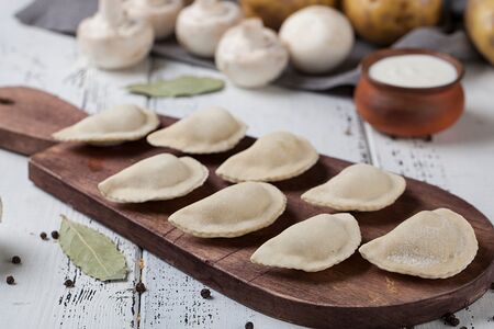 Вареники с картофелем ручной лепки (Полуфабрикат)