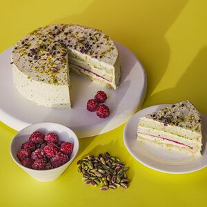 Торт Фисташковый с малиной