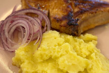 Карбонад на гриле