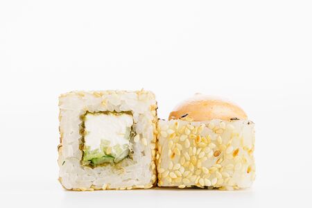 Запеченная Филадельфия в кунжуте