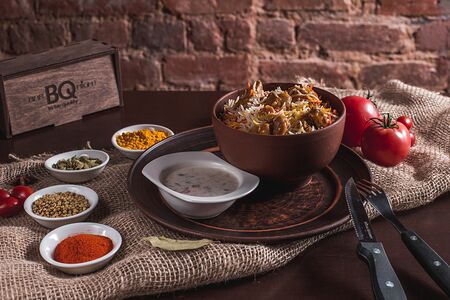 Курица дам бирияни