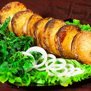 Картофель на мангале