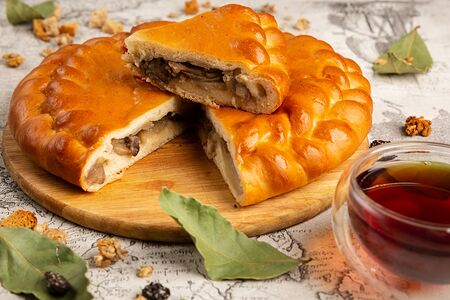 Пирог с картофелем и грибами