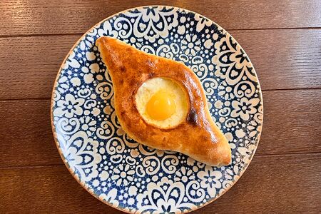 Хачапури по-аджарски