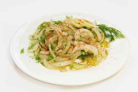 Лук маринованный