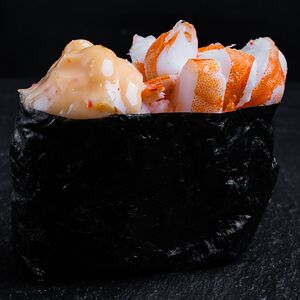 Гункан спайси креветка