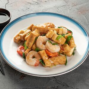 Тофу жареный с креветками 香葱虾仁烧豆腐