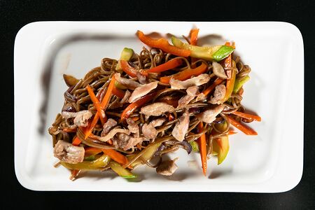 Лапша wok с курицей